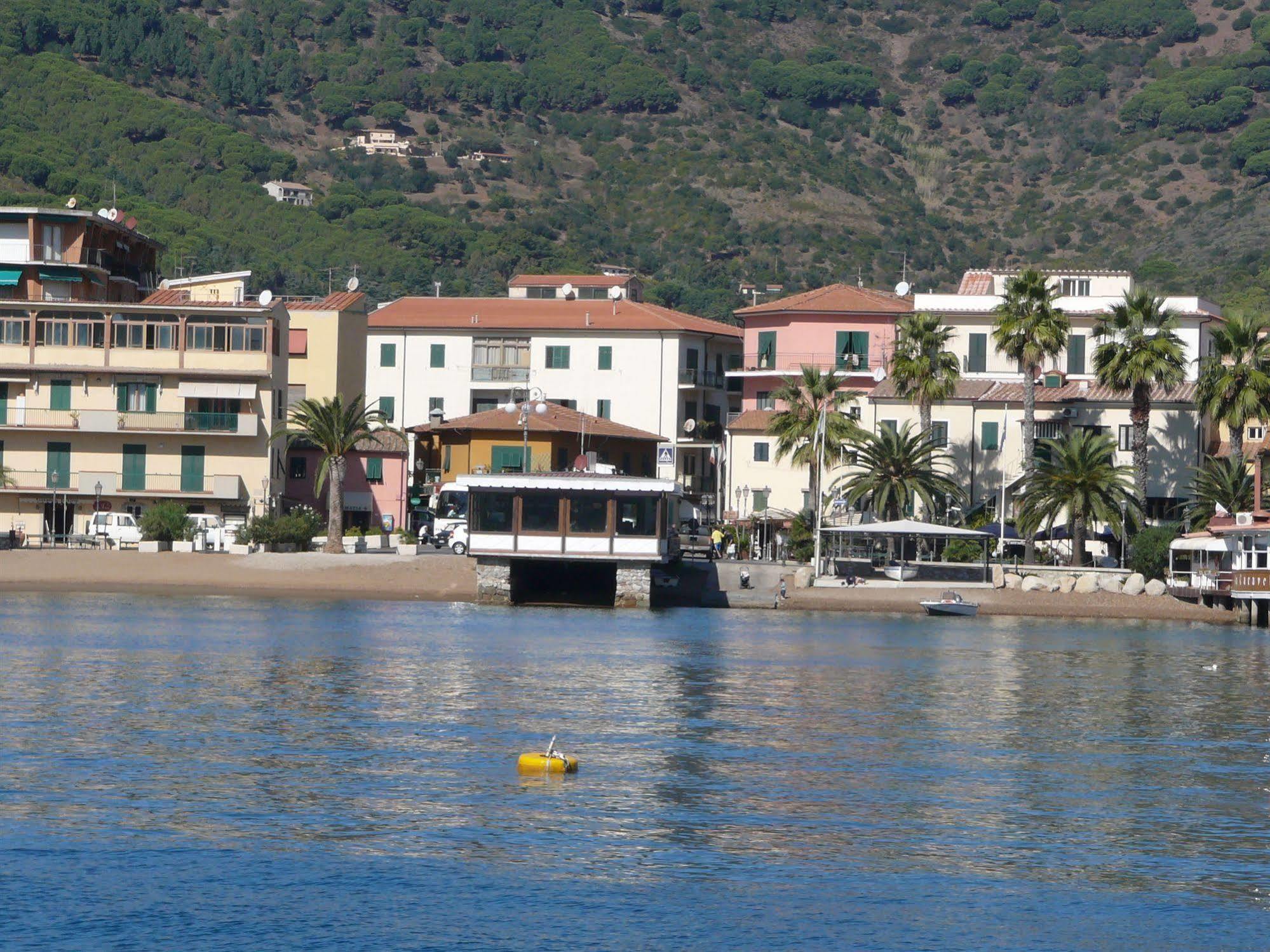 Affittacamere Vista Mare Porto Azzurro Zewnętrze zdjęcie