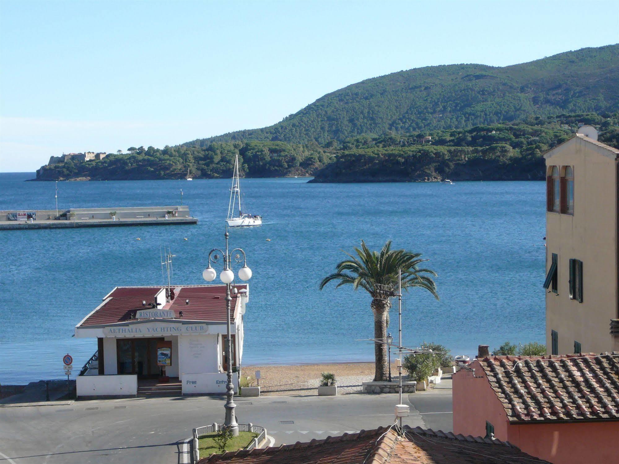 Affittacamere Vista Mare Porto Azzurro Zewnętrze zdjęcie