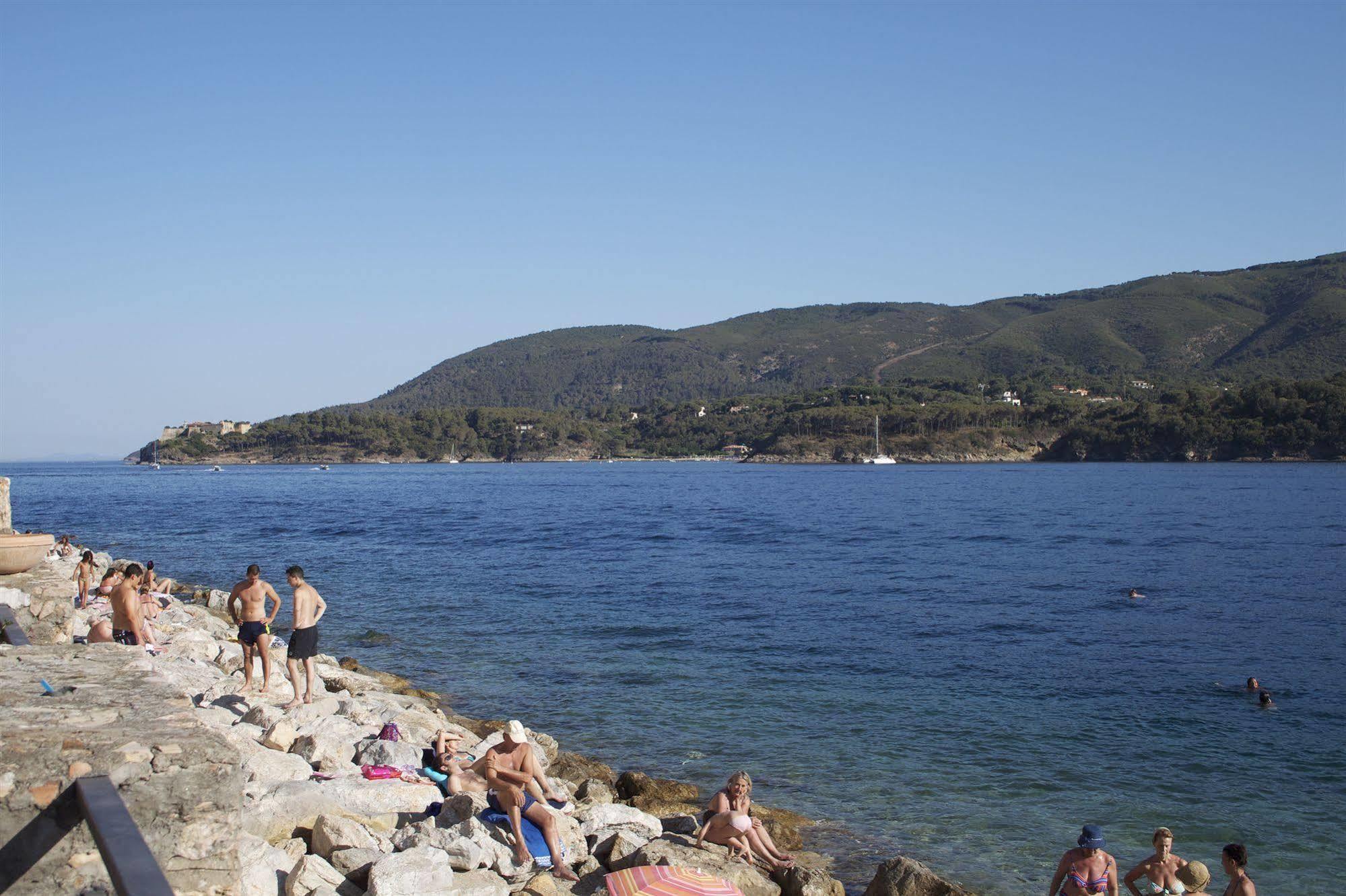 Affittacamere Vista Mare Porto Azzurro Zewnętrze zdjęcie