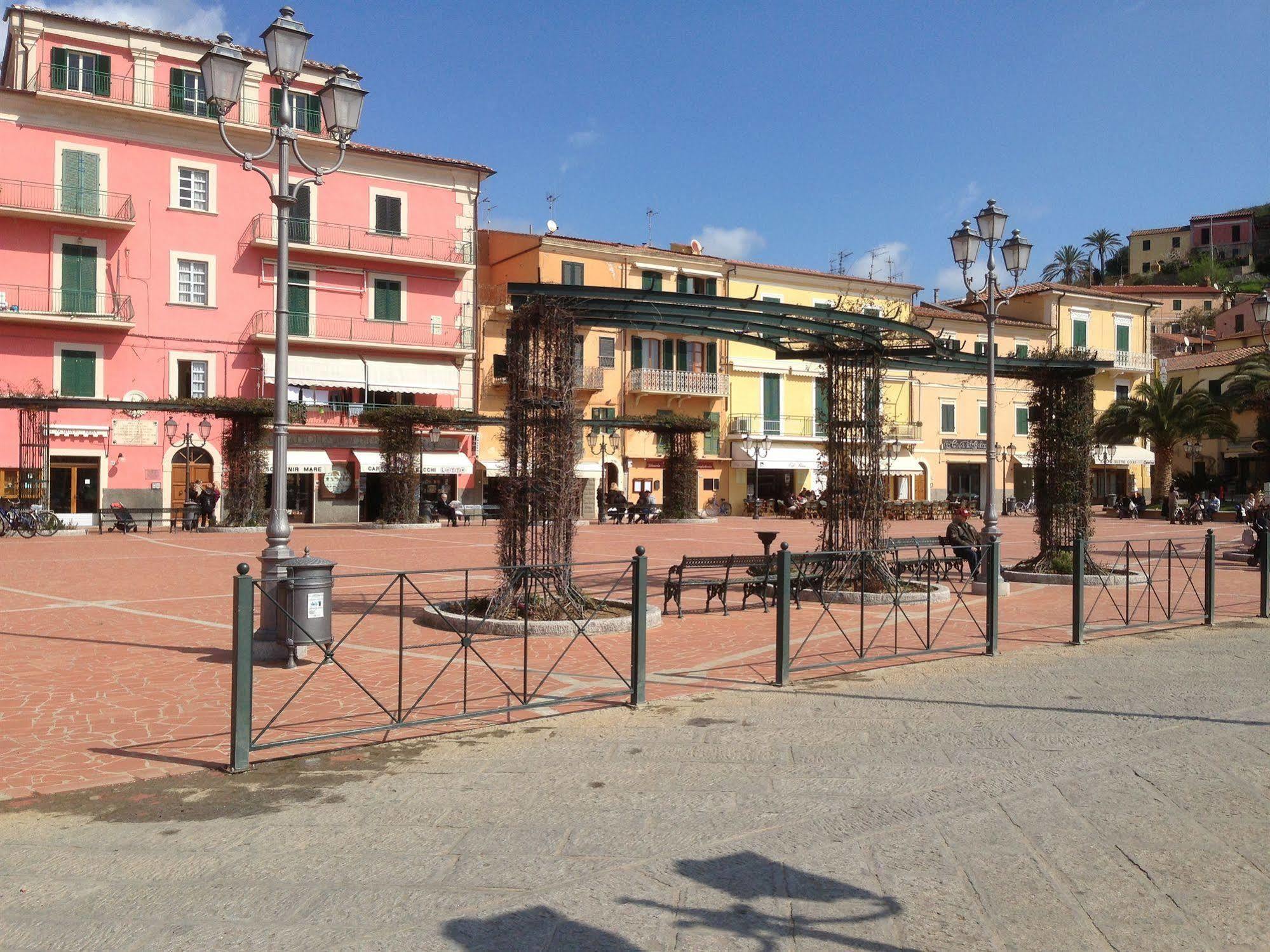 Affittacamere Vista Mare Porto Azzurro Zewnętrze zdjęcie